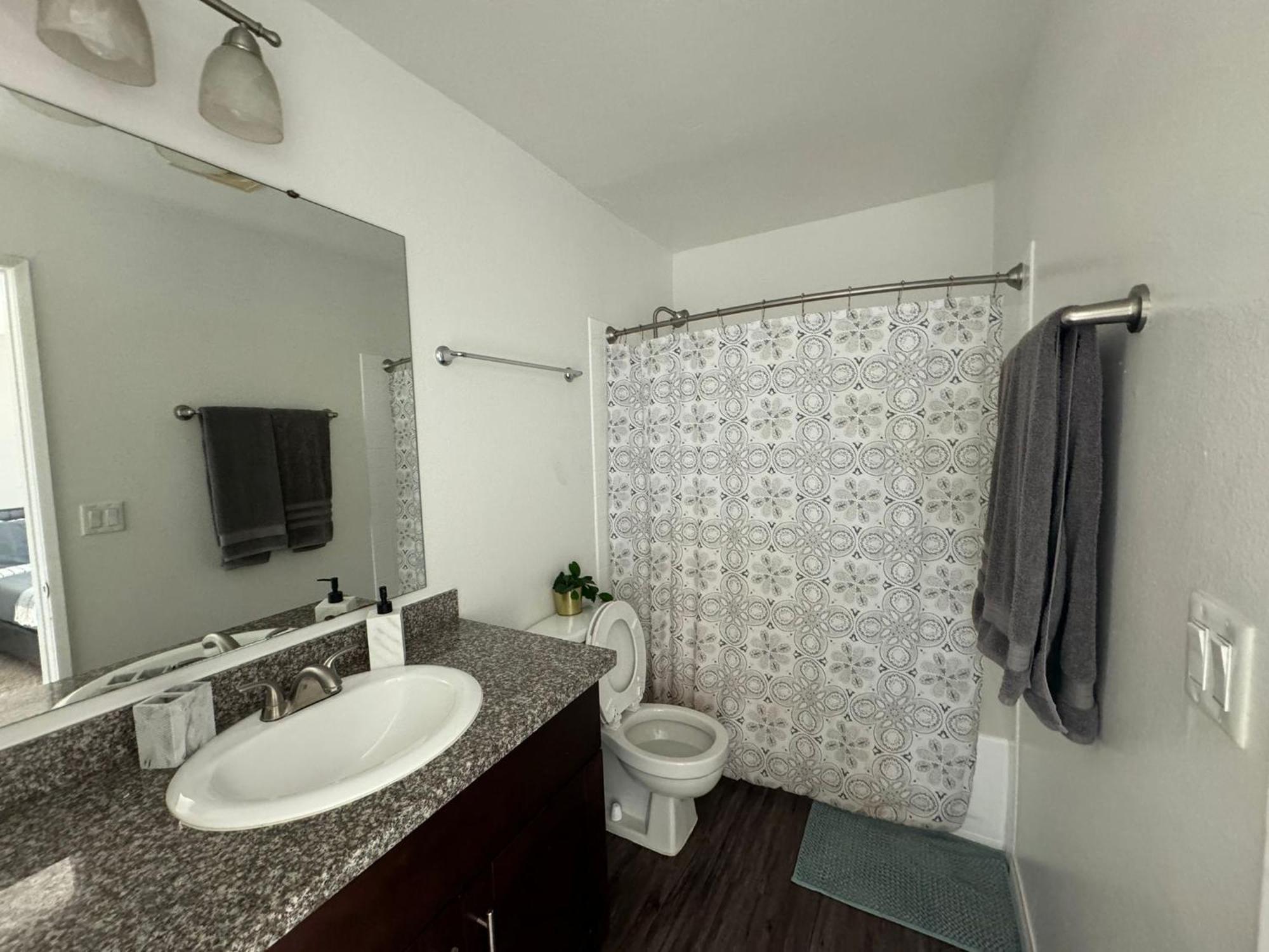 Incredible Two Bedroom Hollywood Apartments Free Parking Los Angeles Esterno foto