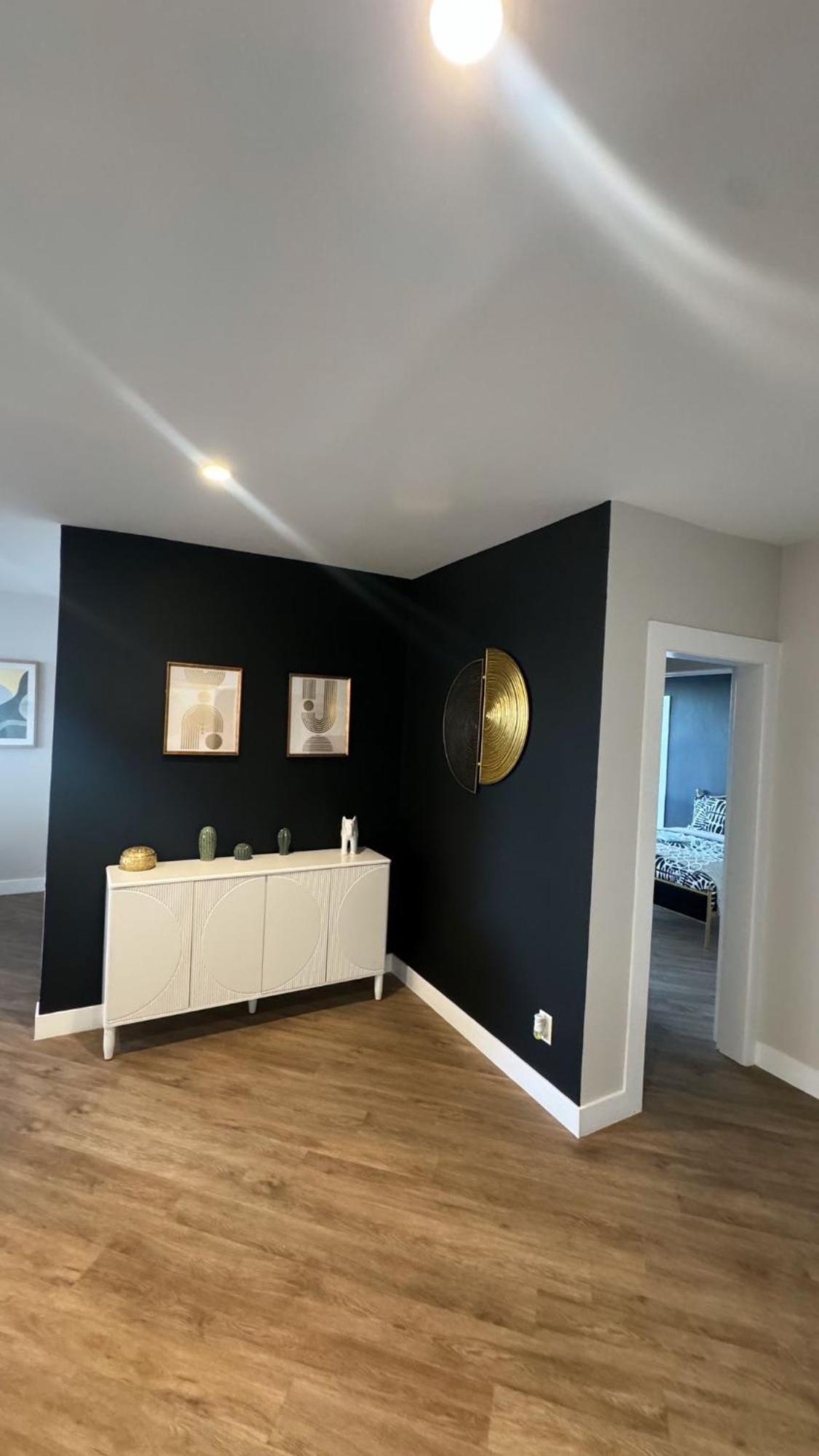 Incredible Two Bedroom Hollywood Apartments Free Parking Los Angeles Esterno foto